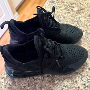 Nike Air Max 270